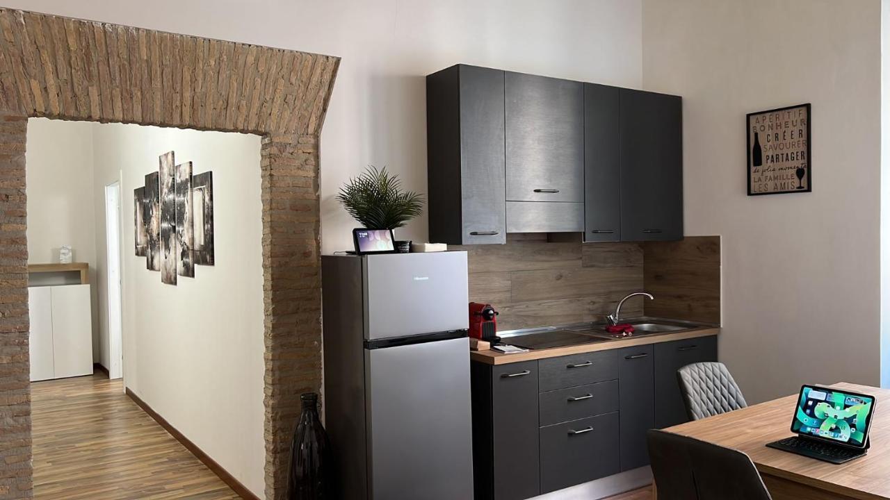 Semesterbostad Starhome Colosseo Rom